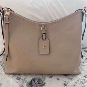 Louis Vuitton Carry All PM